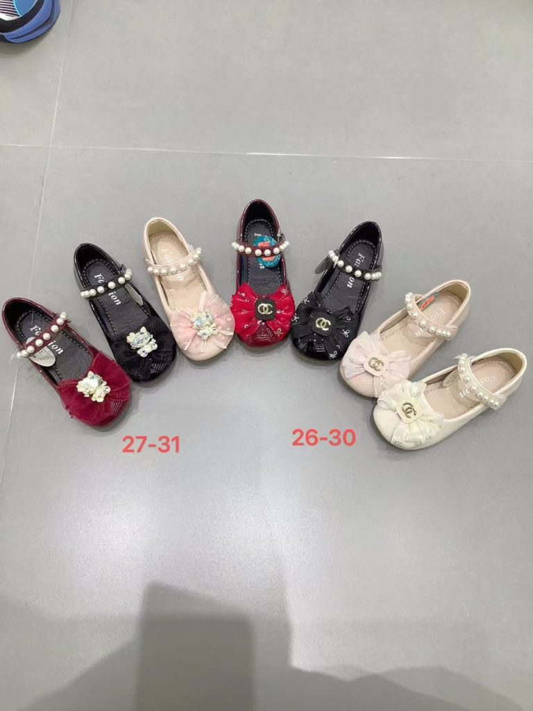 LittleLeap Girls' Festive Princess Mary Jane Flats